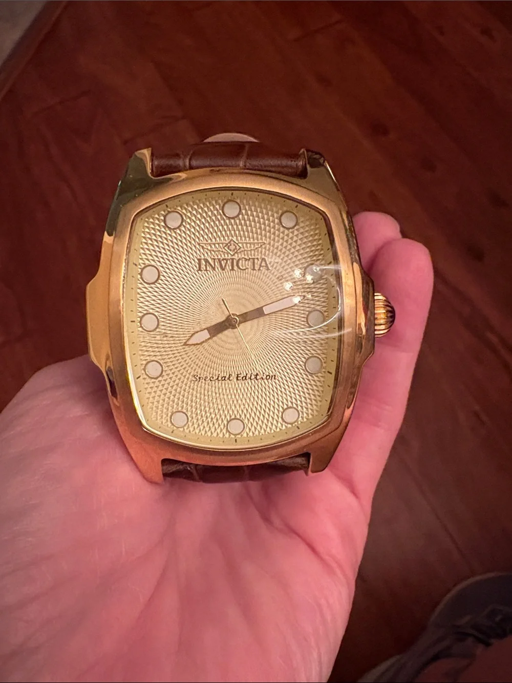 Invicta Mens Gold-Tone Case with Brown Leather Strap Watch